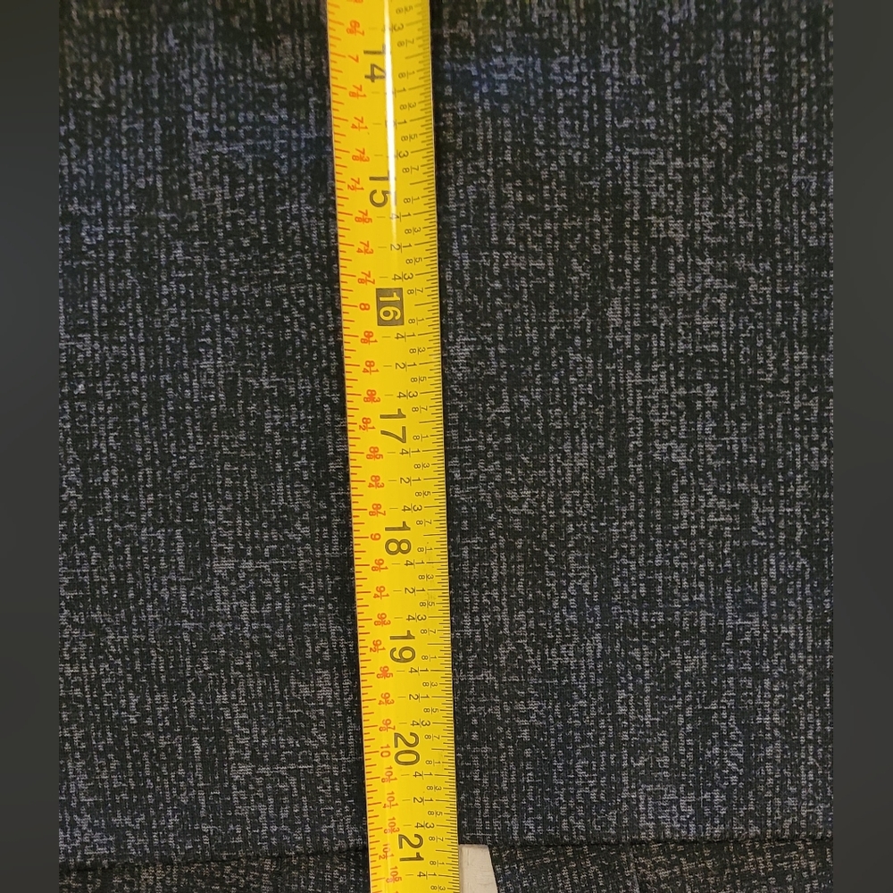 White House Black Market Skirt. Size 8 Gray & Black - Picture 3 of 7